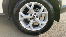 Nissan Juke 1.0 DiG-T 114 N-Connecta 5dr Petrol Hatchback